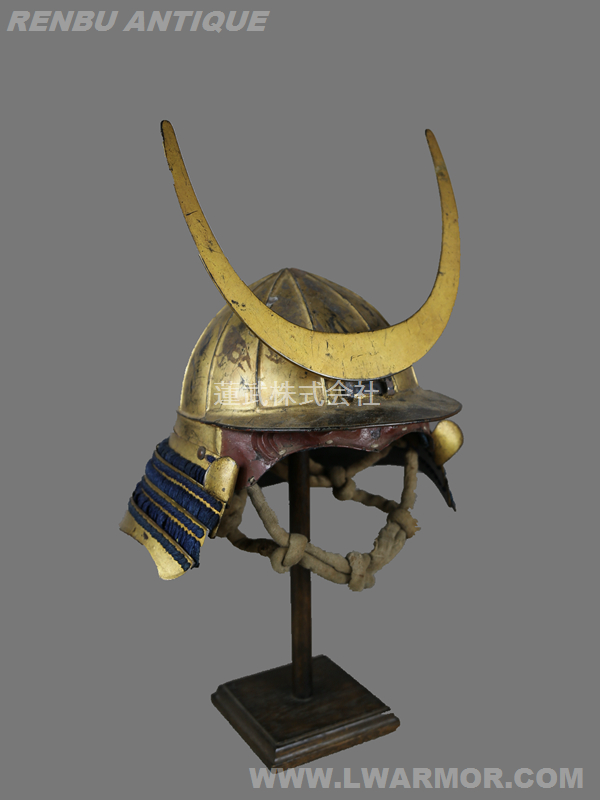 変り兜鉢Watanabe Art Museum Samurai Armour1-